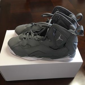 Youth Air Jordan True Flight